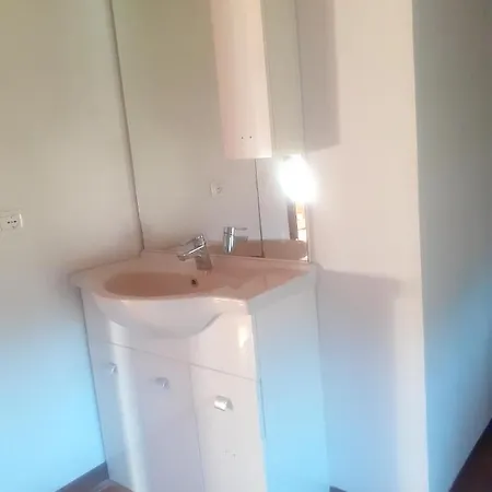 2 Bedrooms With Enclosed Garden And Wifi At Rio